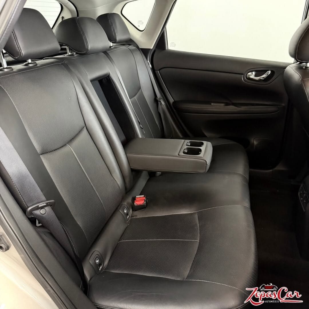 Nissan Pulsar 1.2 gasolina automático