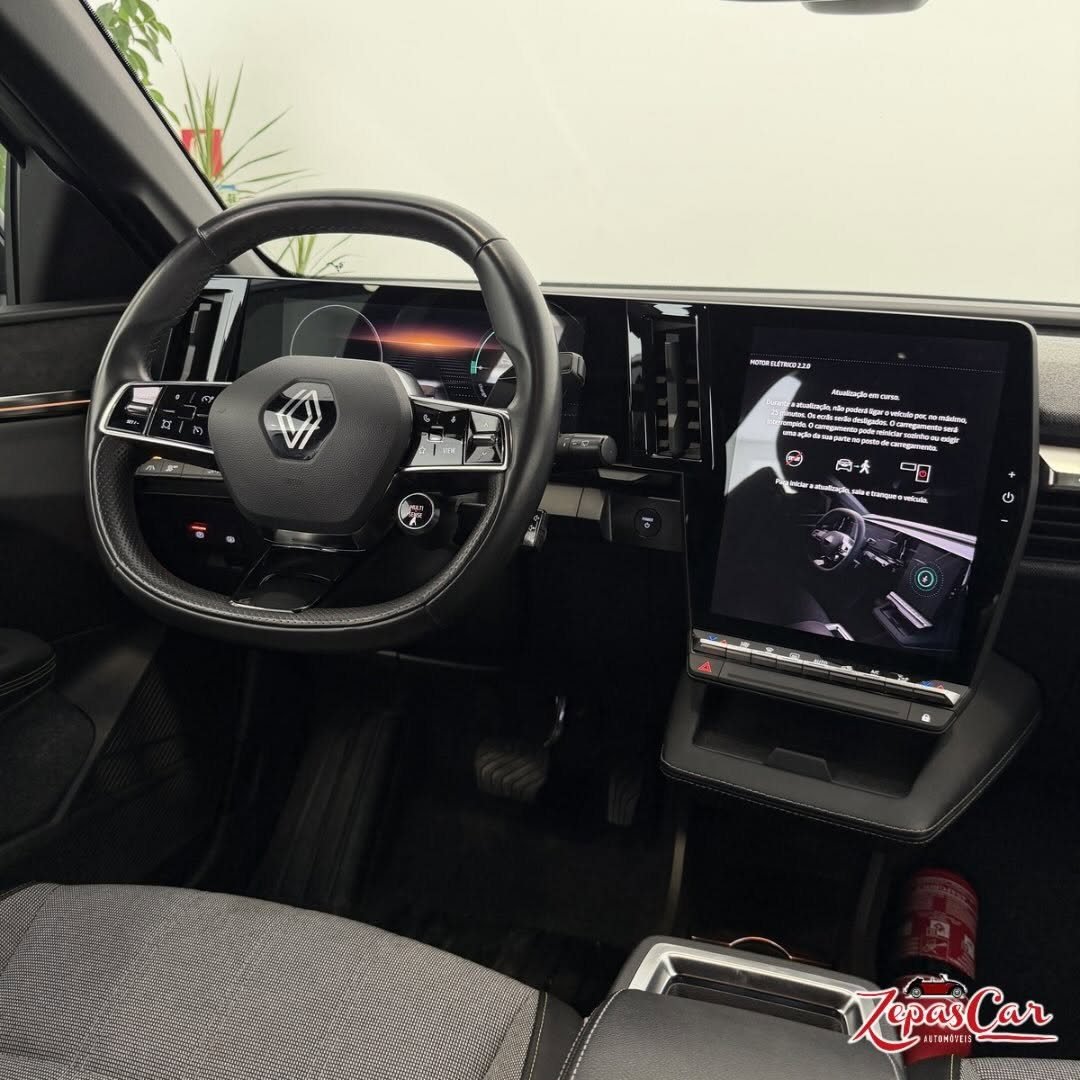 Renault Mégane E-Tech 100% elétrico